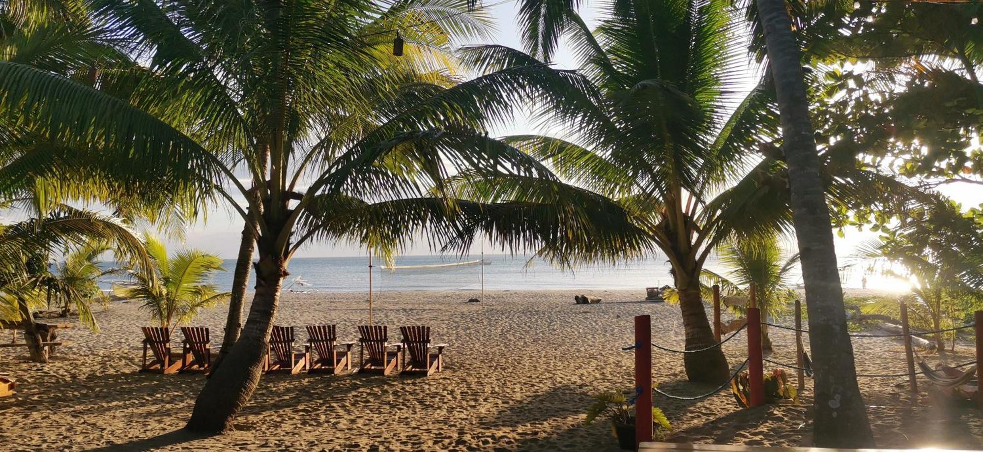 Sulu Sunset Beach Resort Nauhang Exterior photo